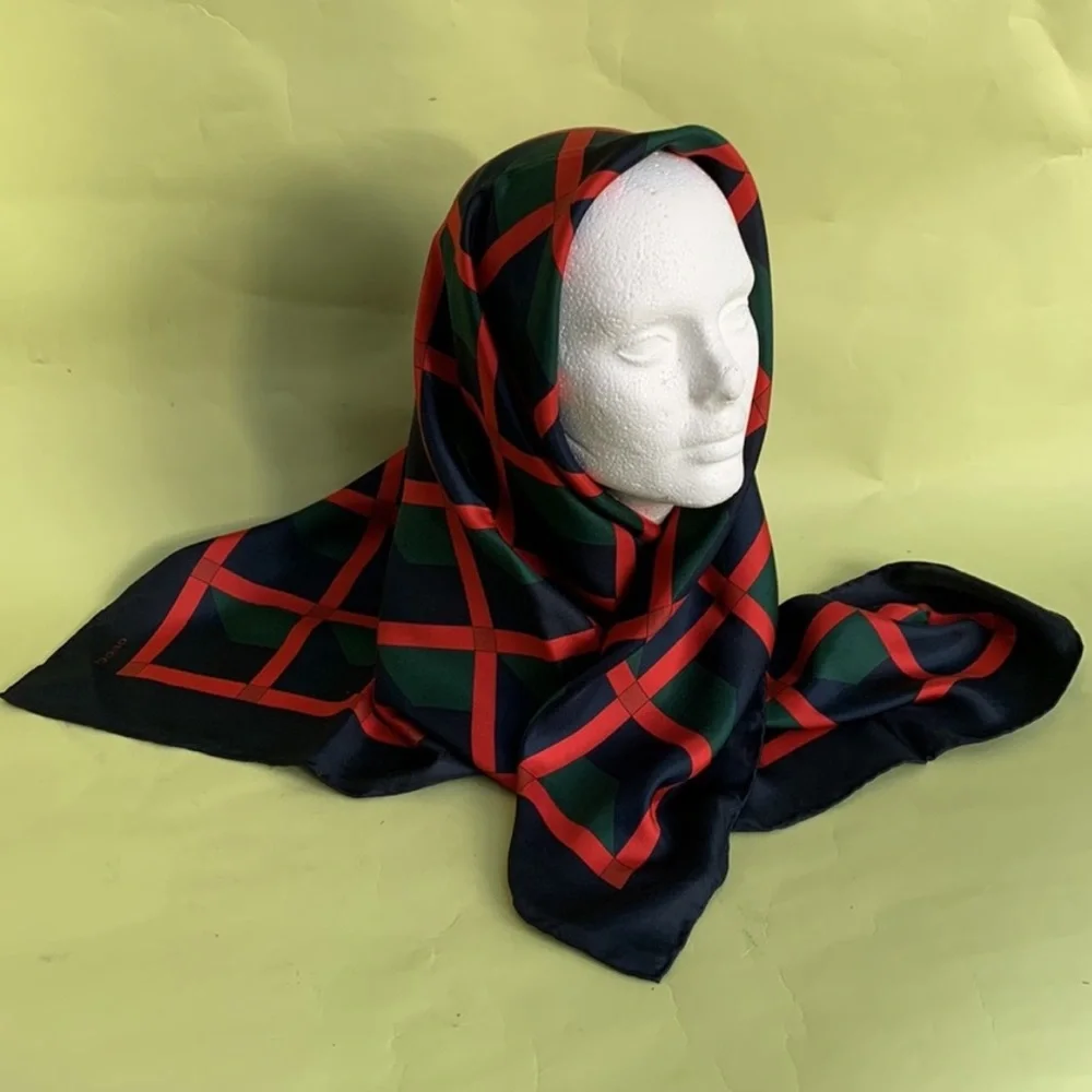 New red/green/navy blue Gucci silk scarf